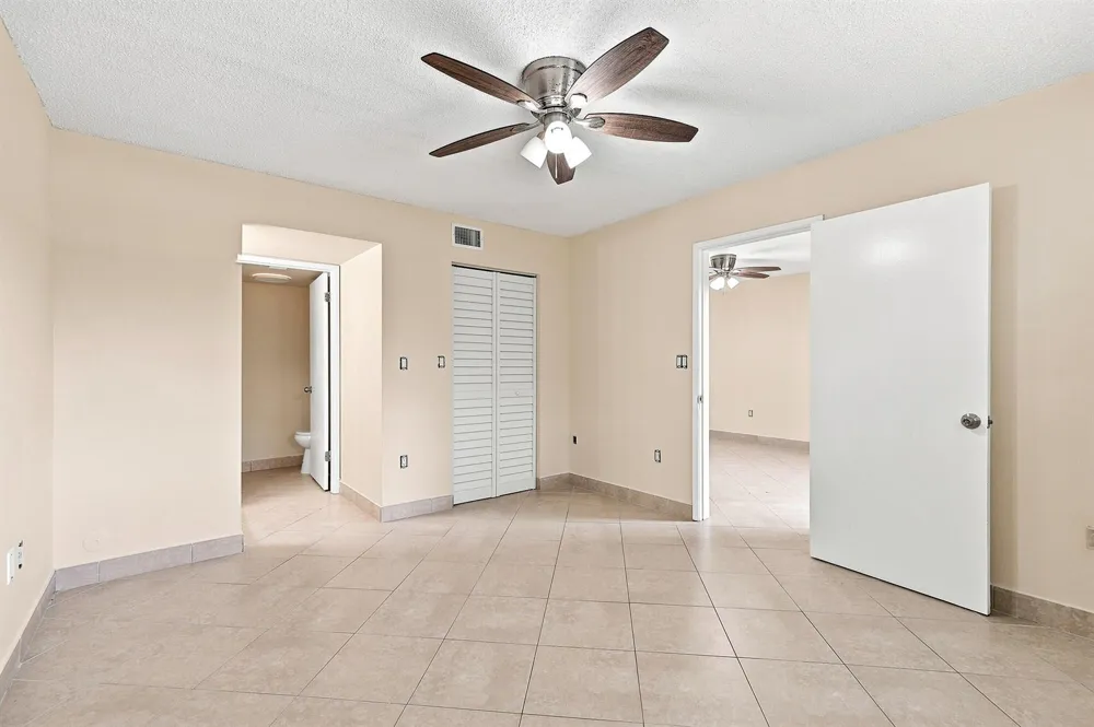 9938 NOB HILL LANE #9938 Sunrise, FL 33351