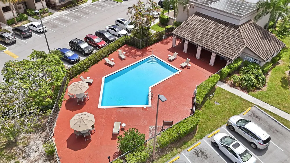 9938 NOB HILL LANE #9938 Sunrise, FL 33351