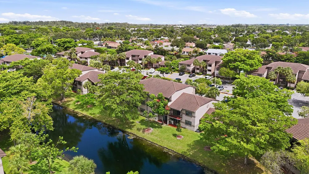 9938 NOB HILL LANE #9938 Sunrise, FL 33351