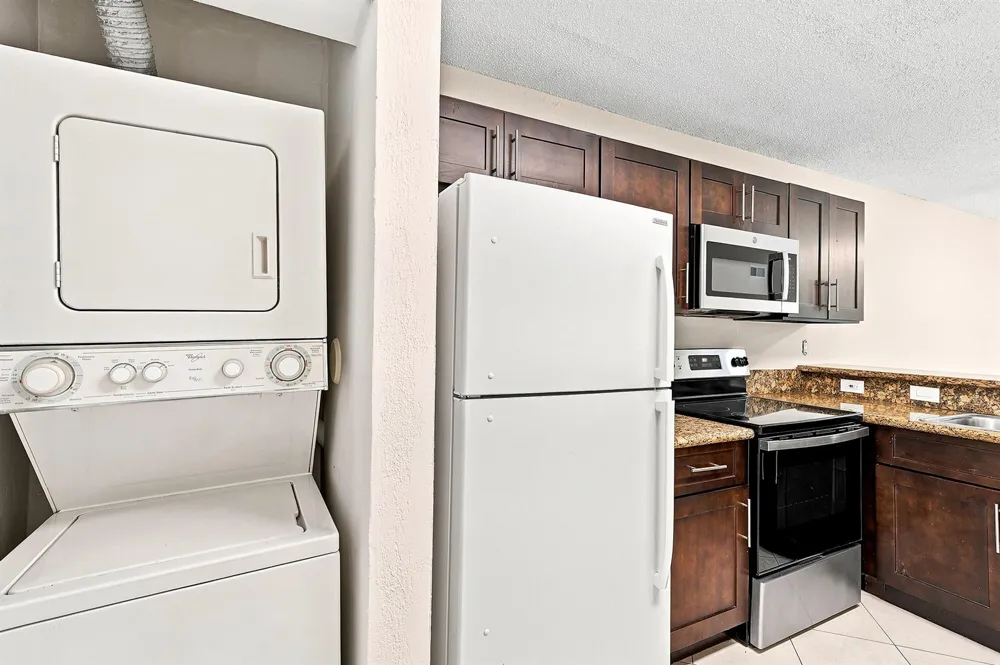 9938 NOB HILL LANE #9938 Sunrise, FL 33351