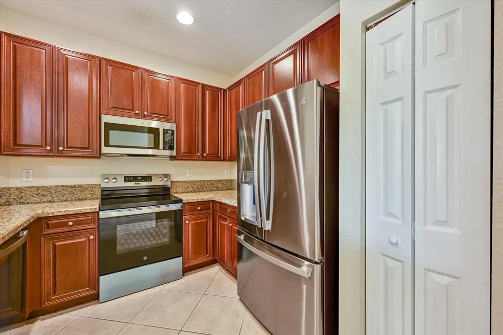 4870 Bonsai Circle #100 Palm Beach Gardens, FL 33418