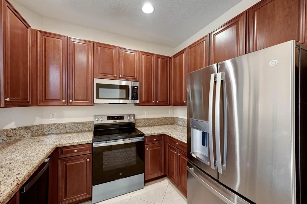 4870 Bonsai Circle #100 Palm Beach Gardens, FL 33418