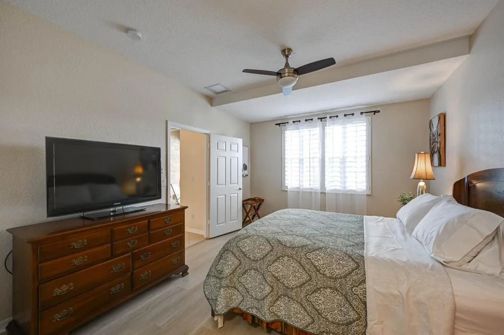 4870 Bonsai Circle #100 Palm Beach Gardens, FL 33418