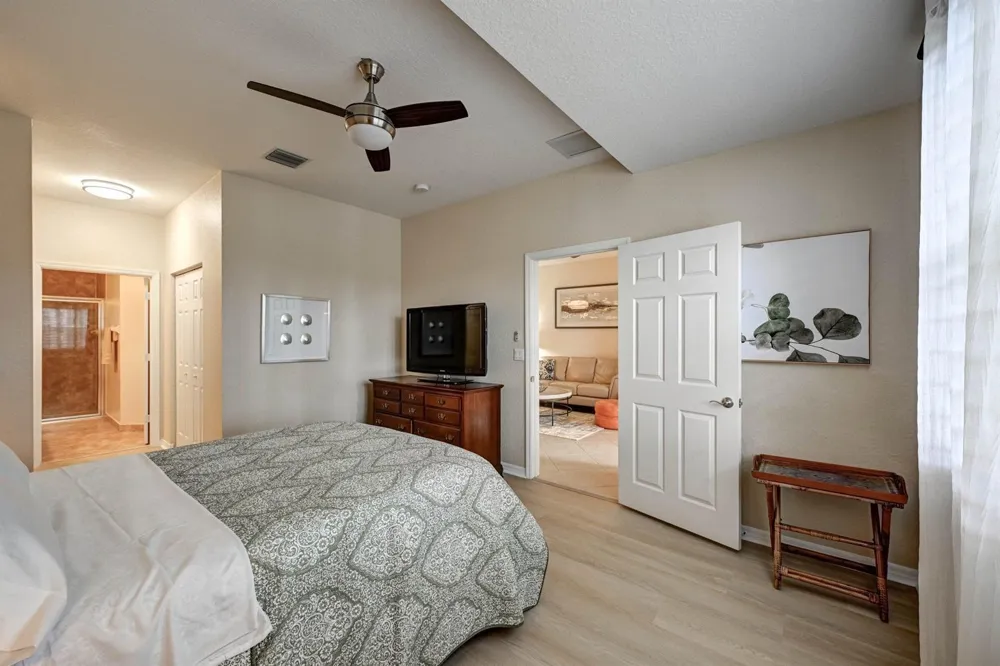 4870 Bonsai Circle #100 Palm Beach Gardens, FL 33418