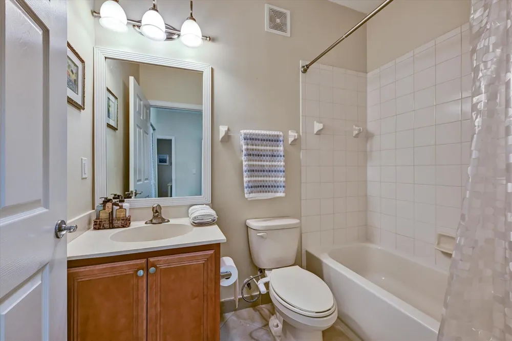 4870 Bonsai Circle #100 Palm Beach Gardens, FL 33418