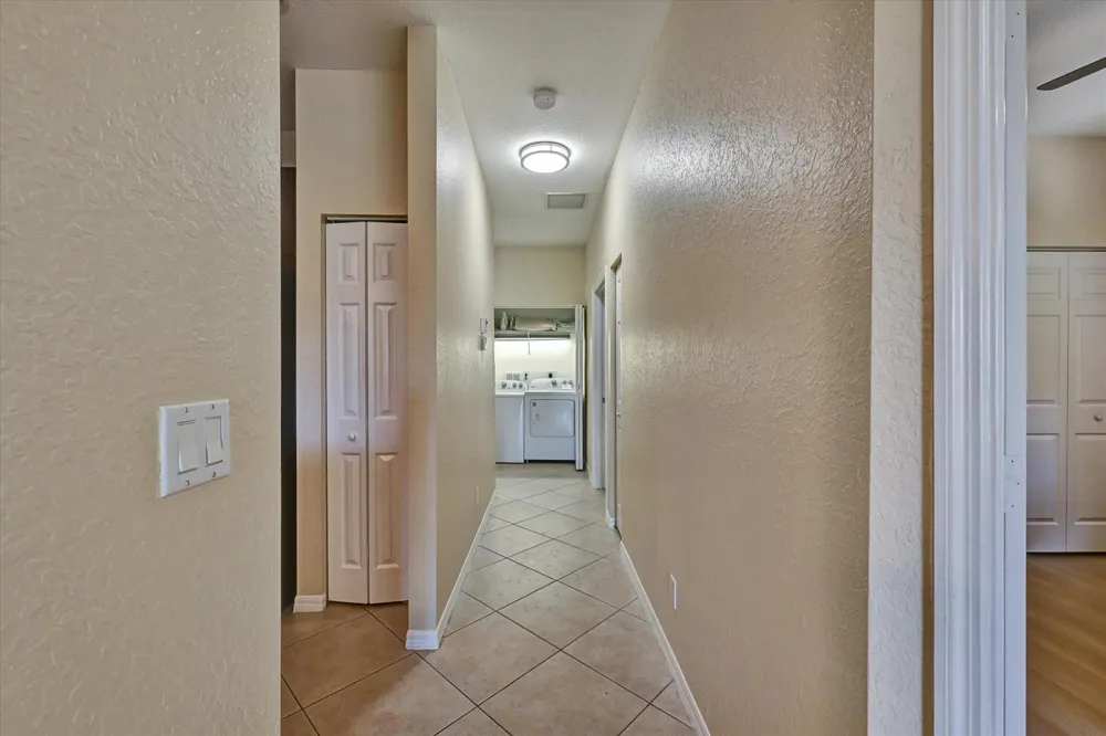 4870 Bonsai Circle #100 Palm Beach Gardens, FL 33418