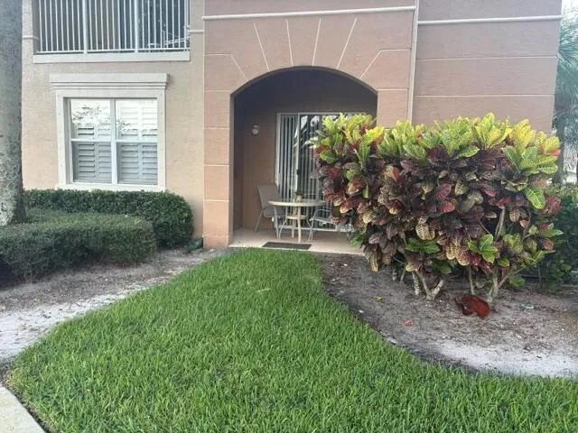 4870 Bonsai Circle #100 Palm Beach Gardens, FL 33418