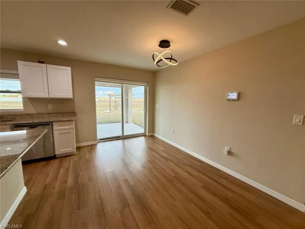7033 WALDO CIRCLE Labelle, FL 33935