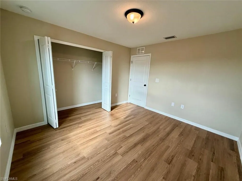 7033 WALDO CIRCLE Labelle, FL 33935