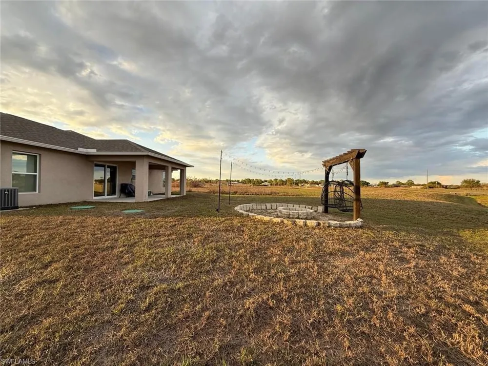 7033 WALDO CIRCLE Labelle, FL 33935