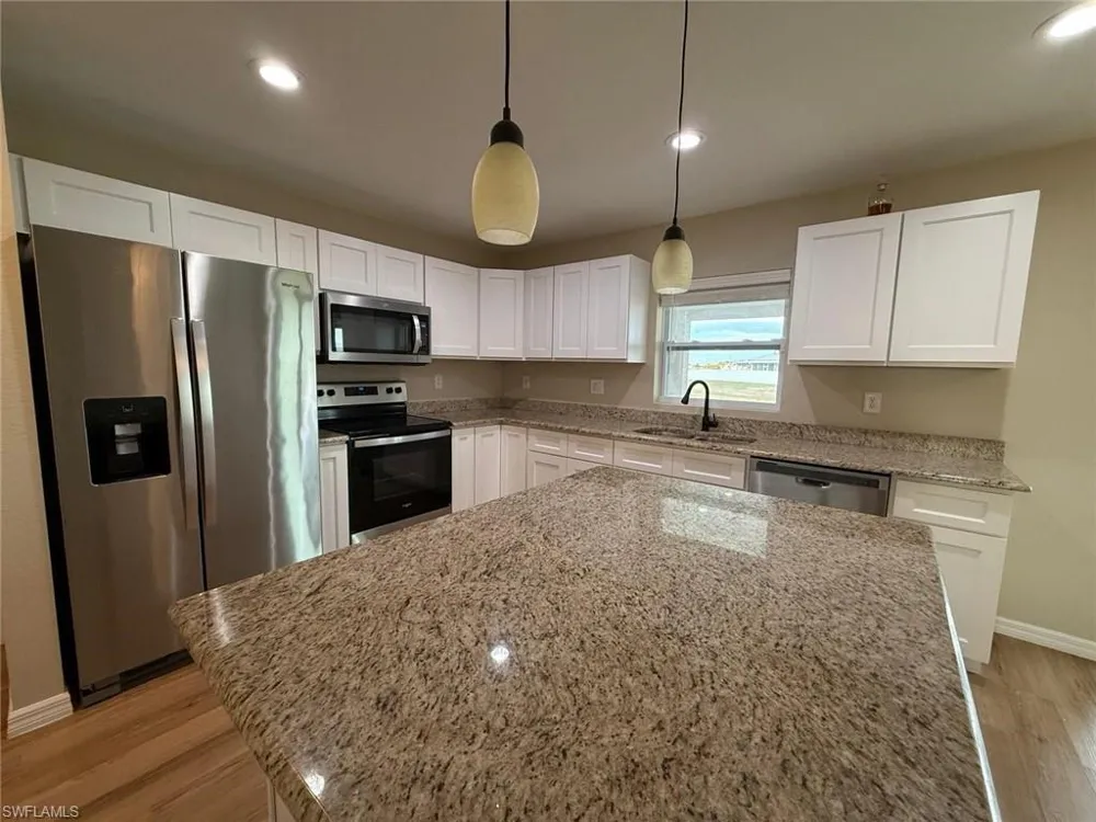 7033 WALDO CIRCLE Labelle, FL 33935