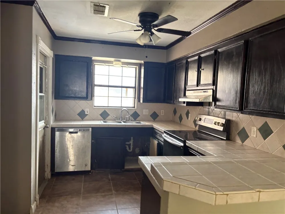 4645 Spring Fork Drive Corpus Christi, TX 78413