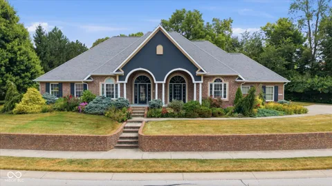 677 Foxboro Drive