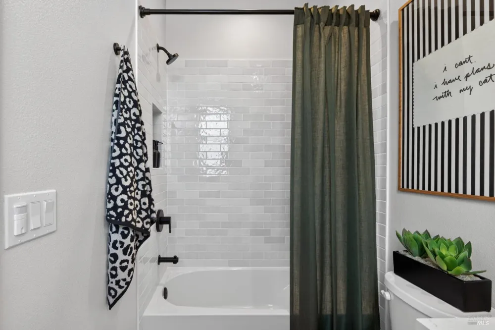 18482 La Puerta Lane Morgan Hill, CA 95037