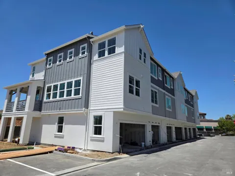 18482 La Puerta Lane