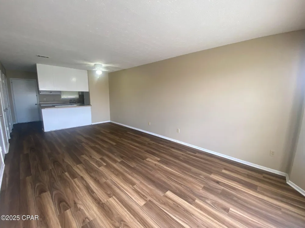 289 Sukoshi Drive #B Panama City, FL 32404