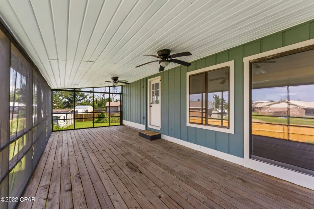 1512 S Kimbrel Avenue Panama City, FL 32404