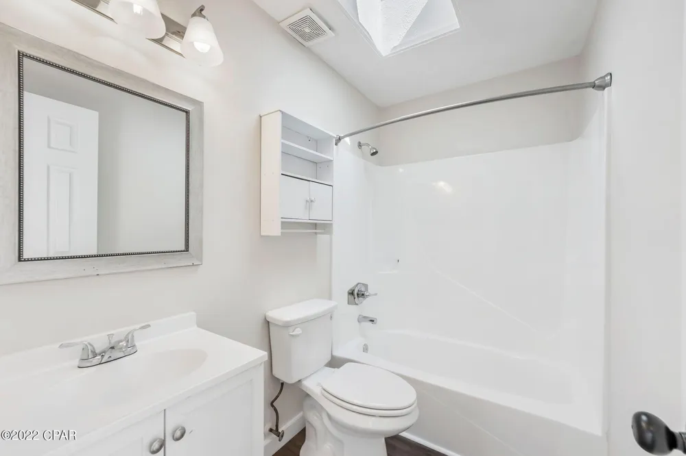 1512 S Kimbrel Avenue Panama City, FL 32404