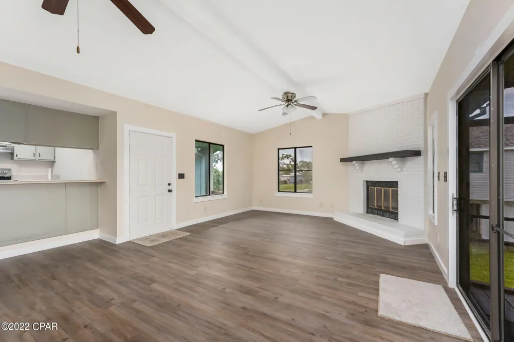1512 S Kimbrel Avenue Panama City, FL 32404