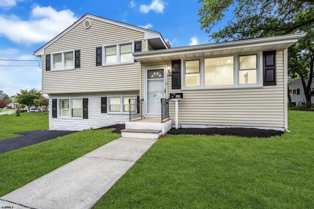 11 Pleasant Valley Dr West Deptford Township, NJ 08096