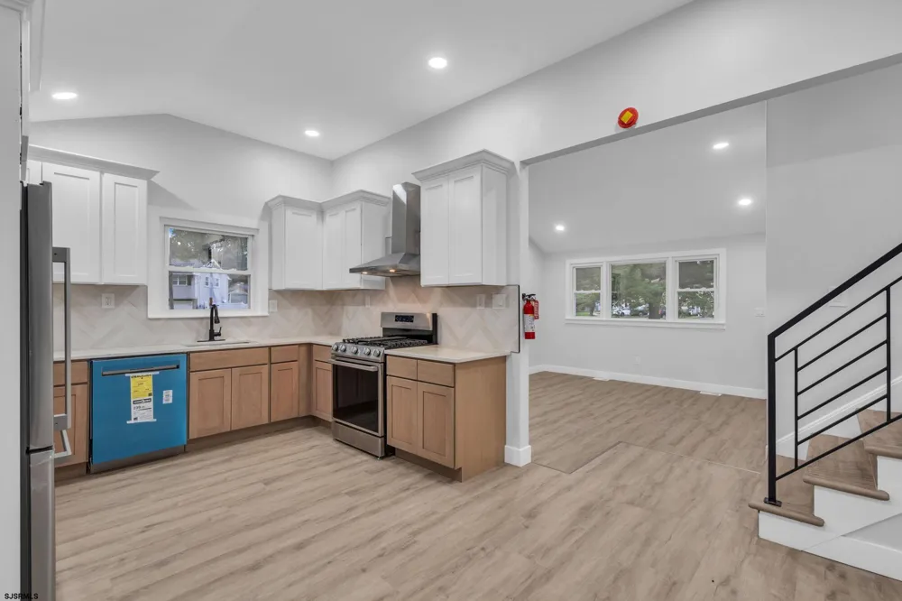11 Pleasant Valley Dr West Deptford Township, NJ 08096