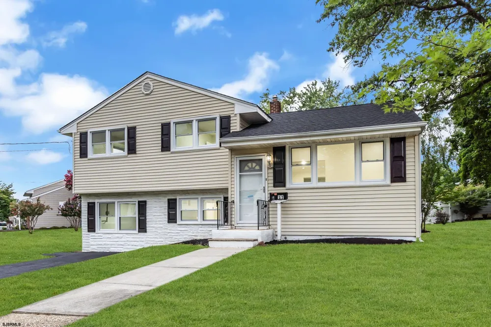 11 Pleasant Valley Dr West Deptford Township, NJ 08096