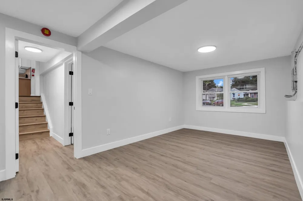 11 Pleasant Valley Dr West Deptford Township, NJ 08096