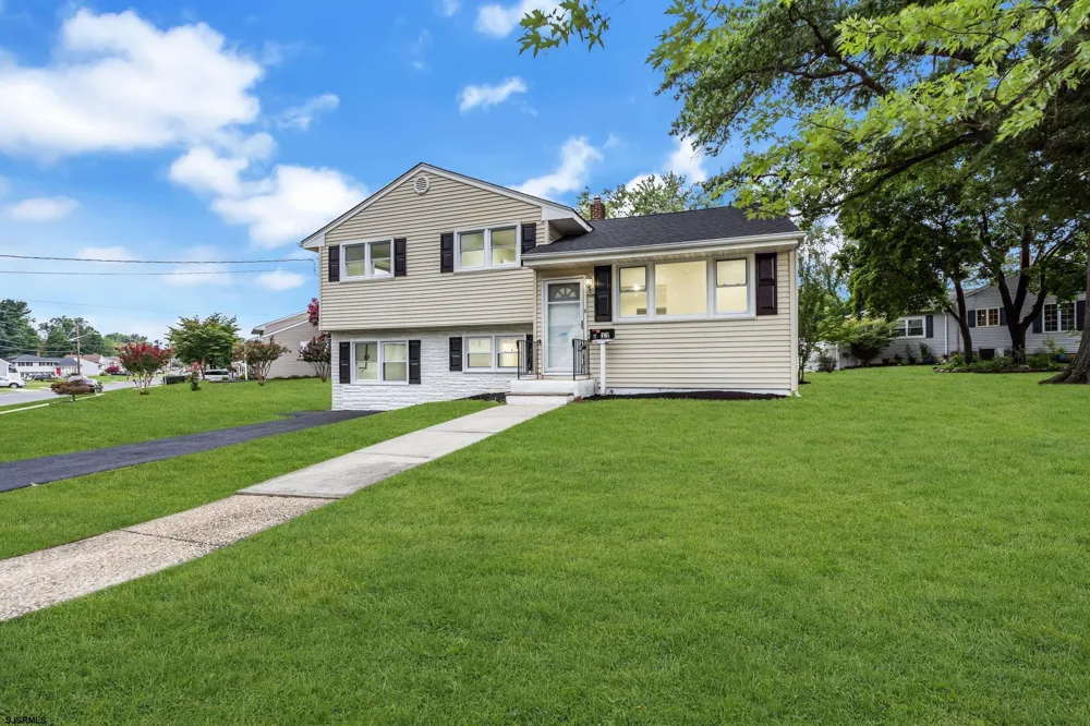 11 Pleasant Valley Dr West Deptford Township, NJ 08096