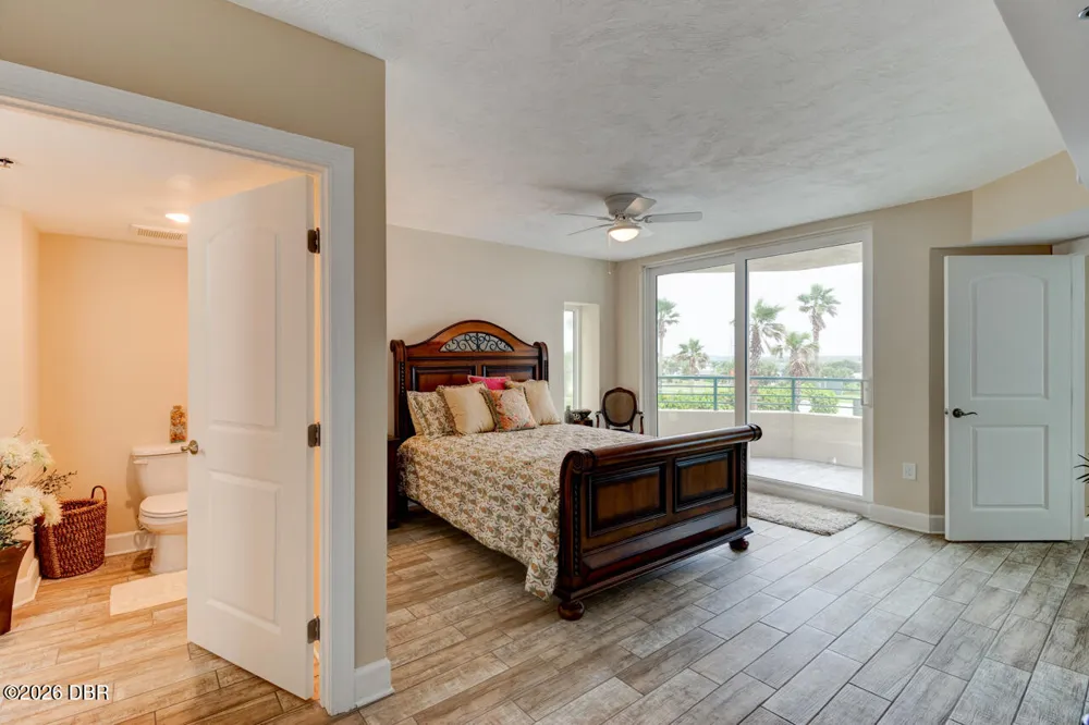 3797 S Atlantic Avenue #204 Daytona Beach Shores, FL 32118