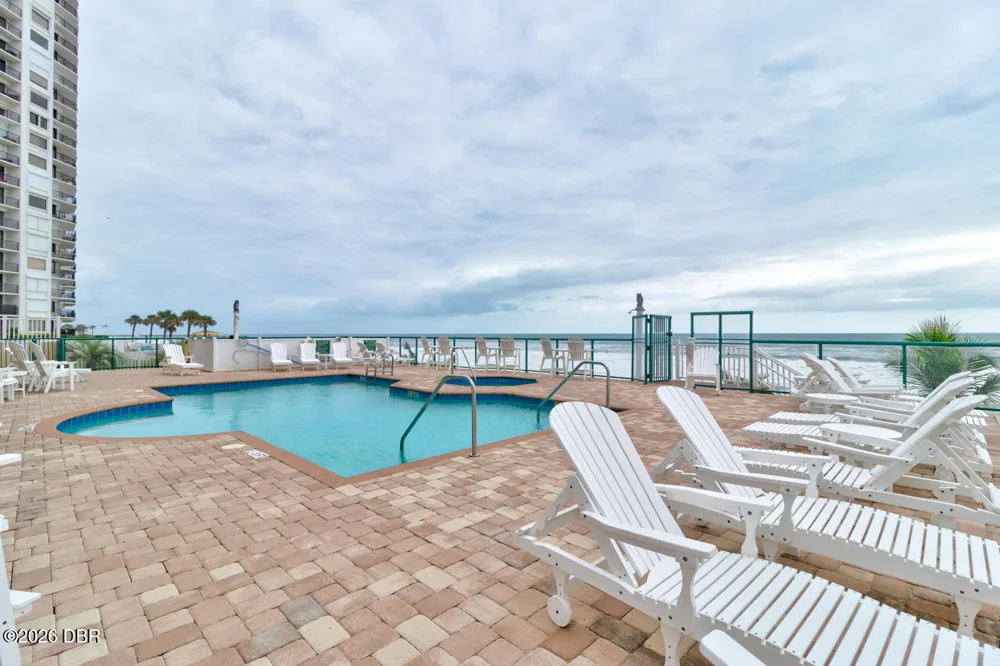 3797 S Atlantic Avenue #204 Daytona Beach Shores, FL 32118