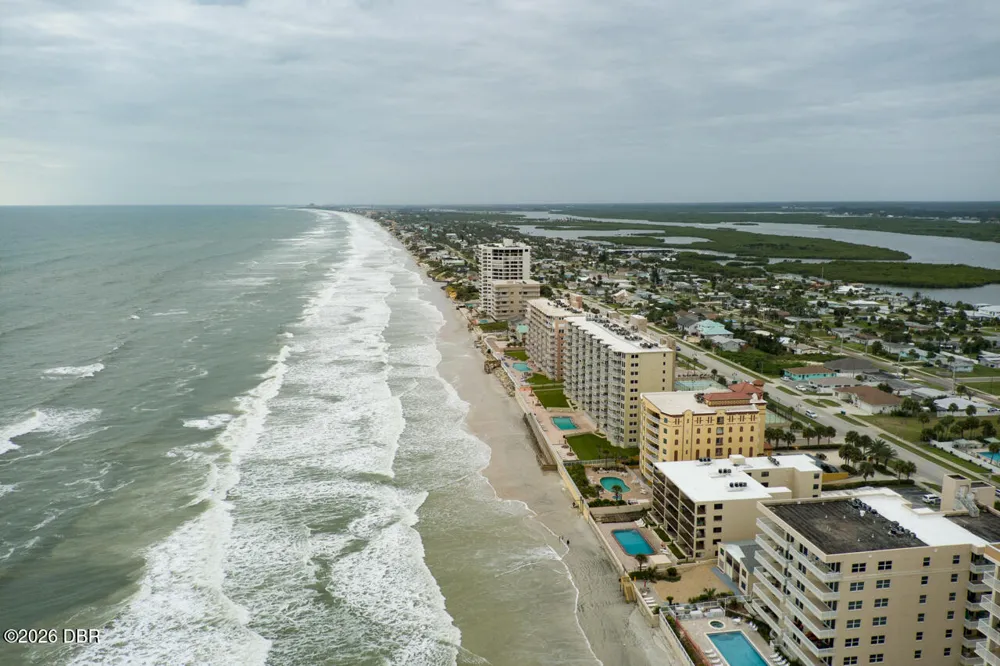 3797 S Atlantic Avenue #204 Daytona Beach Shores, FL 32118