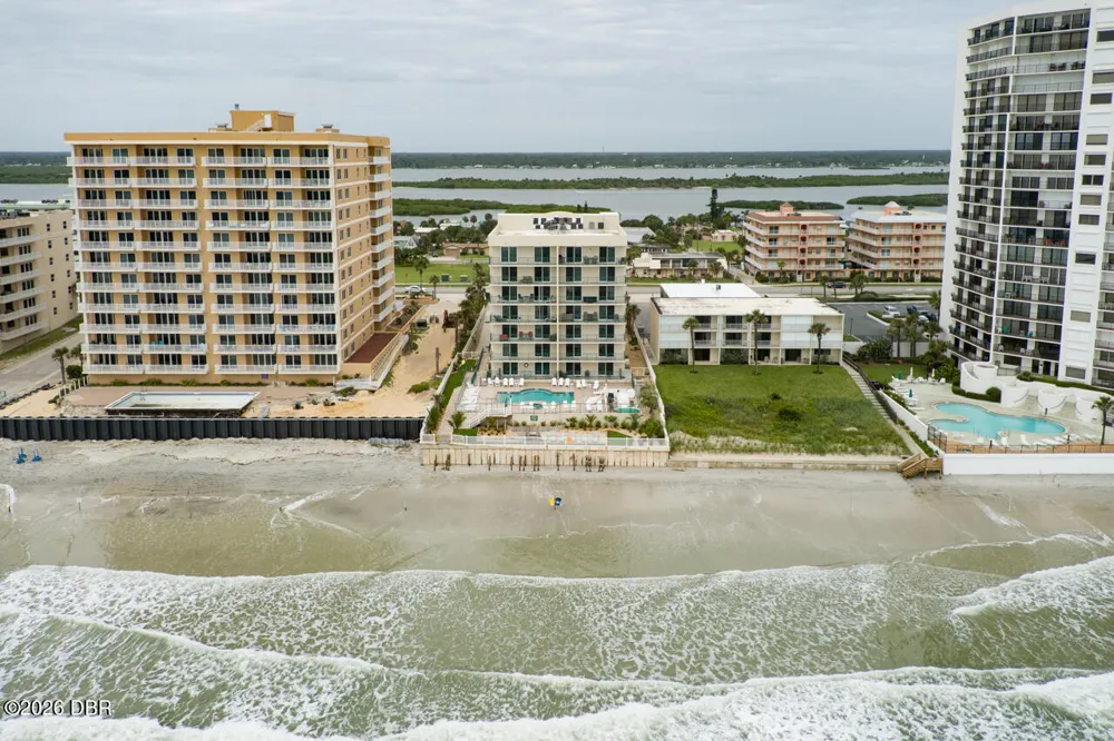 3797 S Atlantic Avenue #204 Daytona Beach Shores, FL 32118