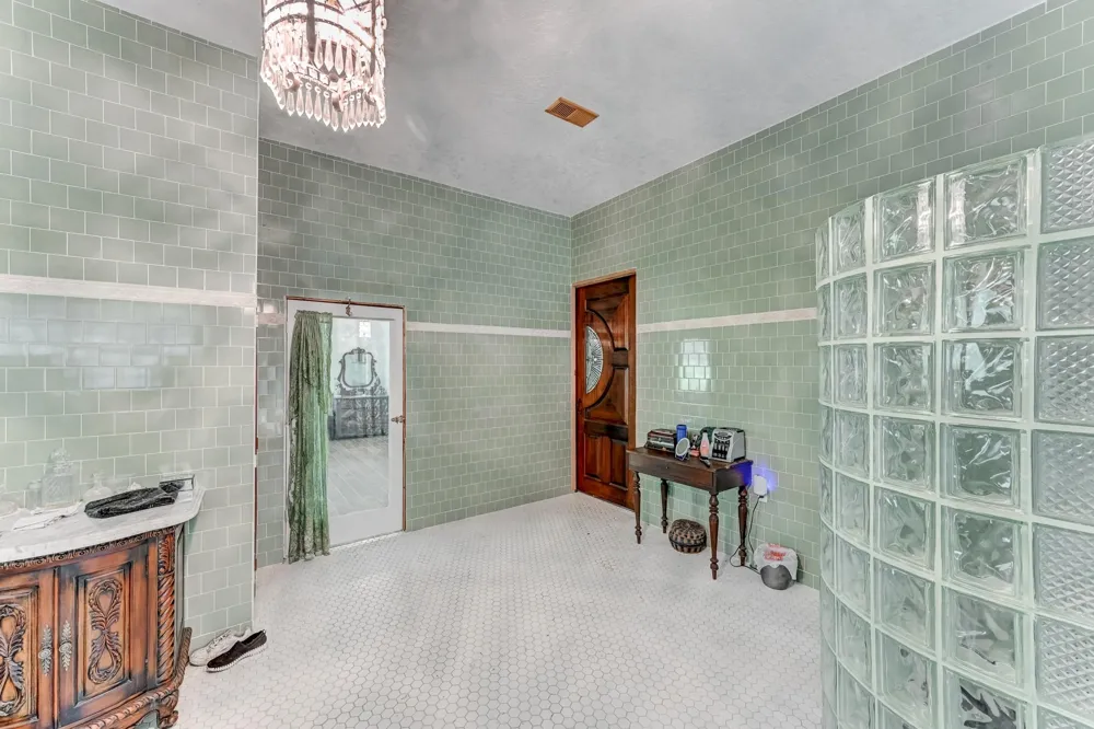 8464 Carolyn Court Plantersville, TX 77363