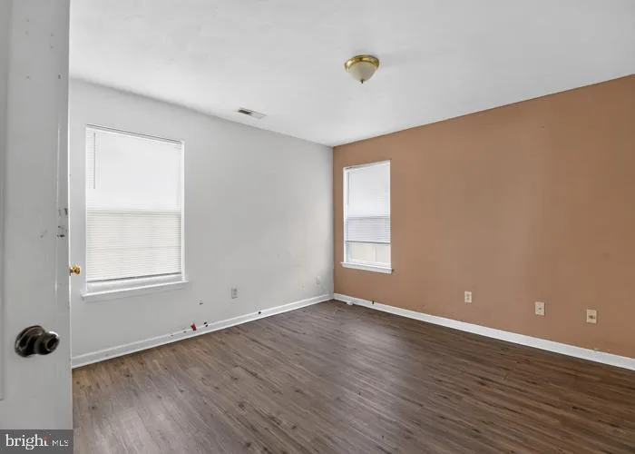 112 GRANT STREET Chesapeake, VA 23320