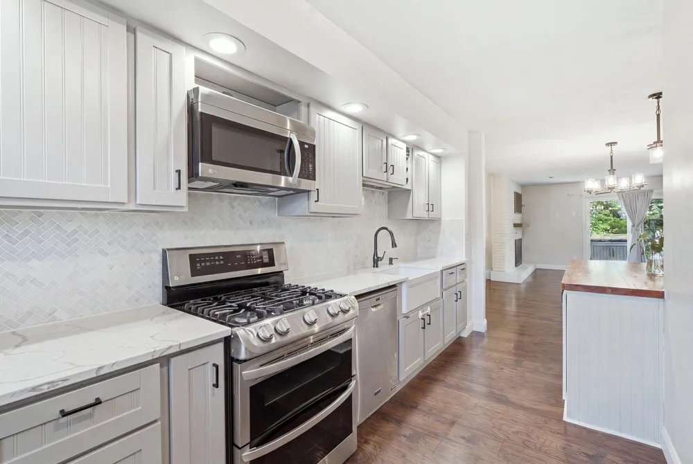2573 Bristol Terrace St. Joseph, MI 49085