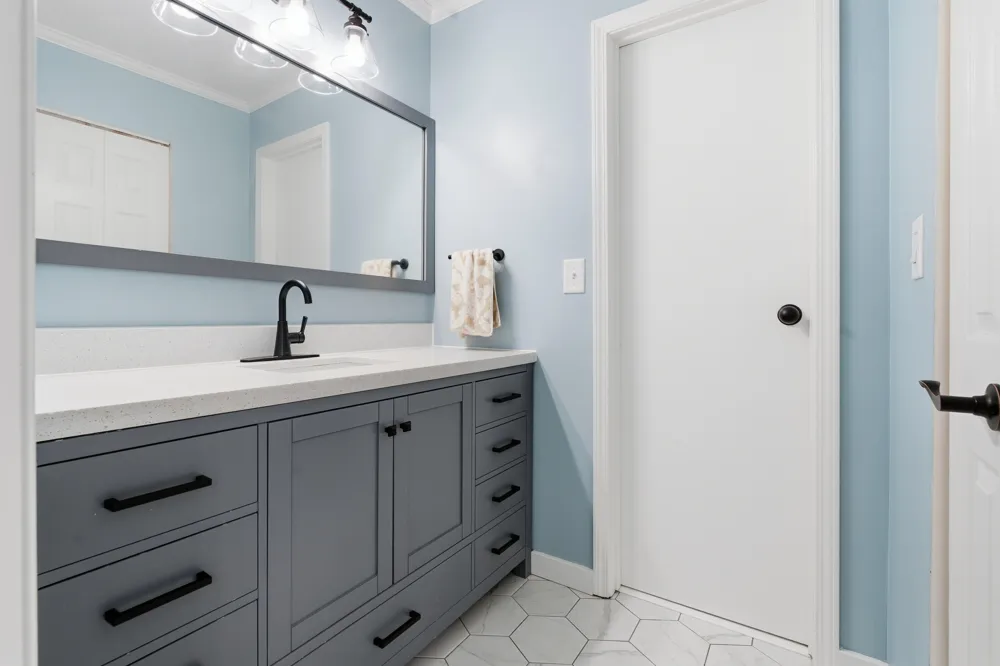 2573 Bristol Terrace St. Joseph, MI 49085