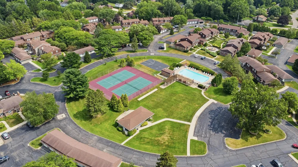 2573 Bristol Terrace St. Joseph, MI 49085