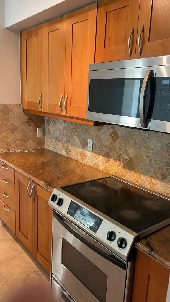 1755 E Hallandale Beach Blvd #1605E Hallandale Beach, FL 33009