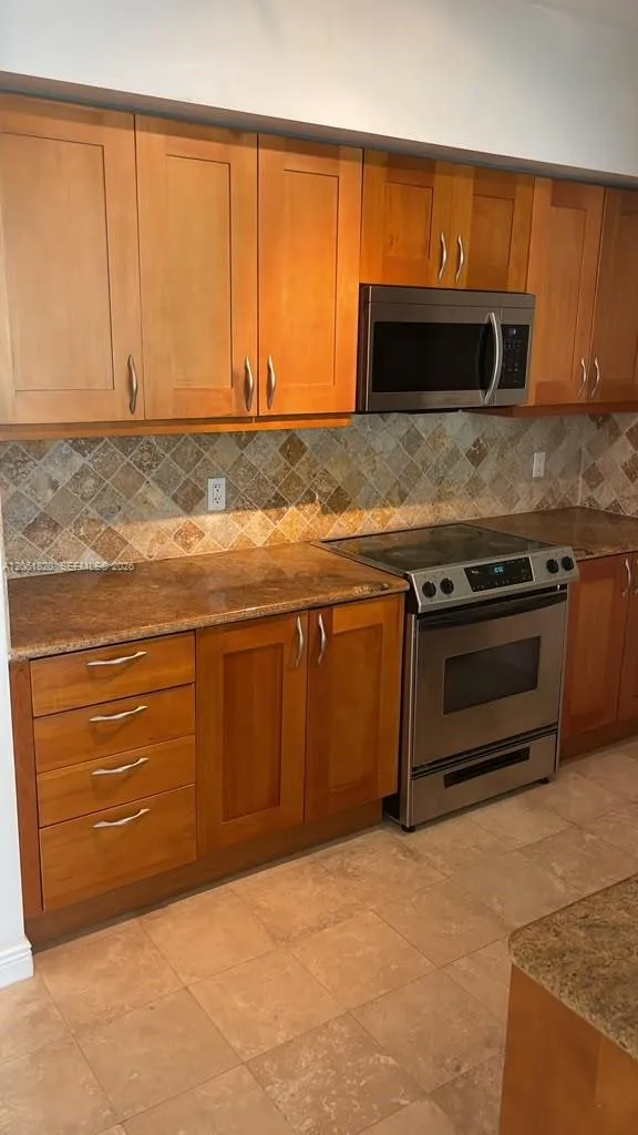 1755 E Hallandale Beach Blvd #1605E Hallandale Beach, FL 33009