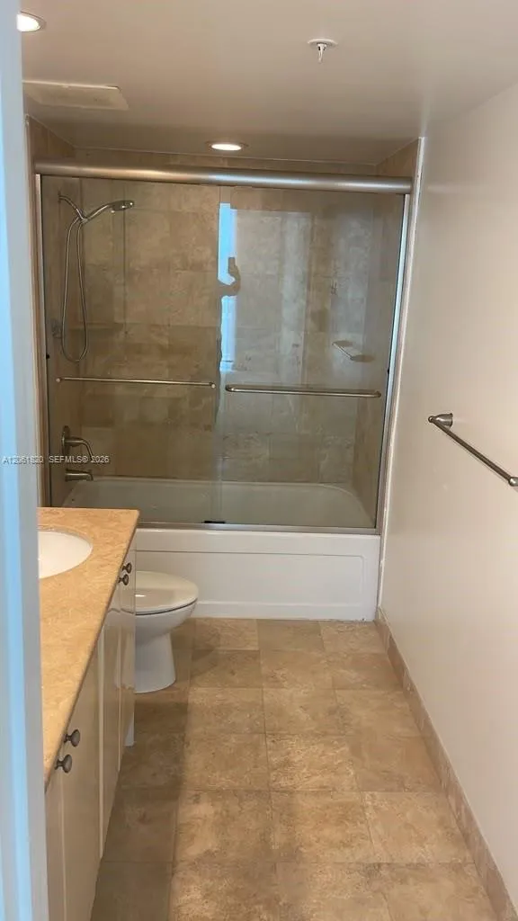 1755 E Hallandale Beach Blvd #1605E Hallandale Beach, FL 33009
