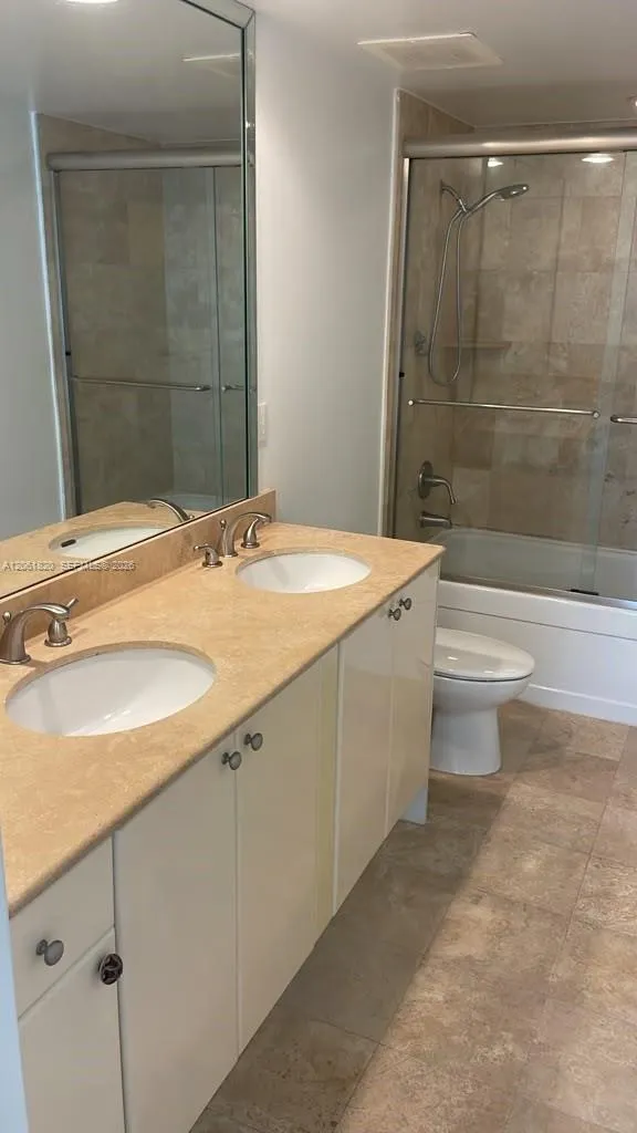 1755 E Hallandale Beach Blvd #1605E Hallandale Beach, FL 33009