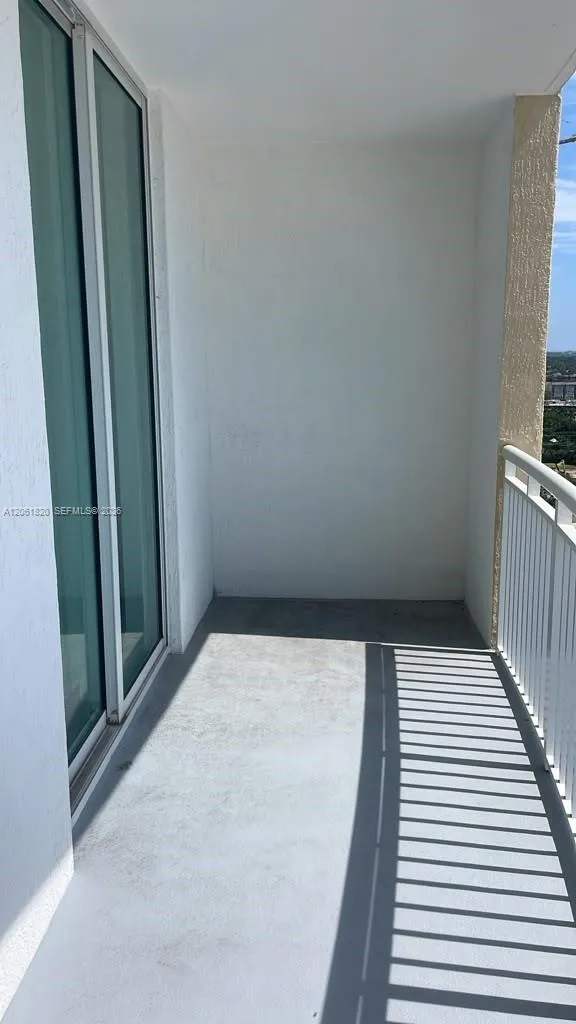 1755 E Hallandale Beach Blvd #1605E Hallandale Beach, FL 33009