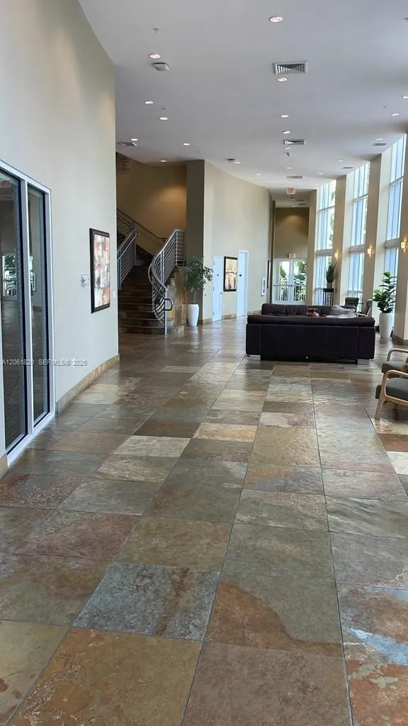 1755 E Hallandale Beach Blvd #1605E Hallandale Beach, FL 33009