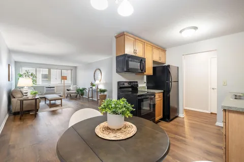 4400 Upton Avenue S #203
