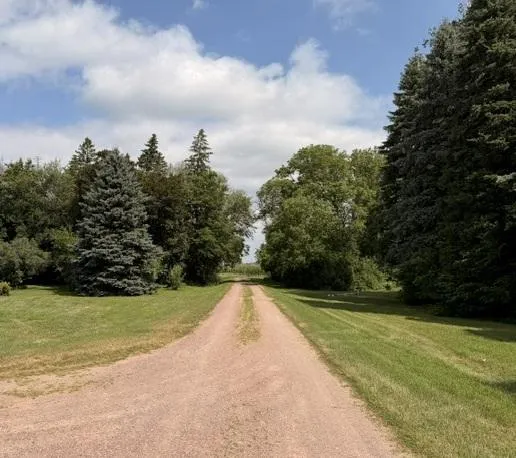 52563 County Road 47 Bingham Lake, MN 56118