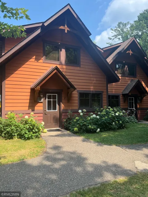 26050 Oak Lane #Cottage 3