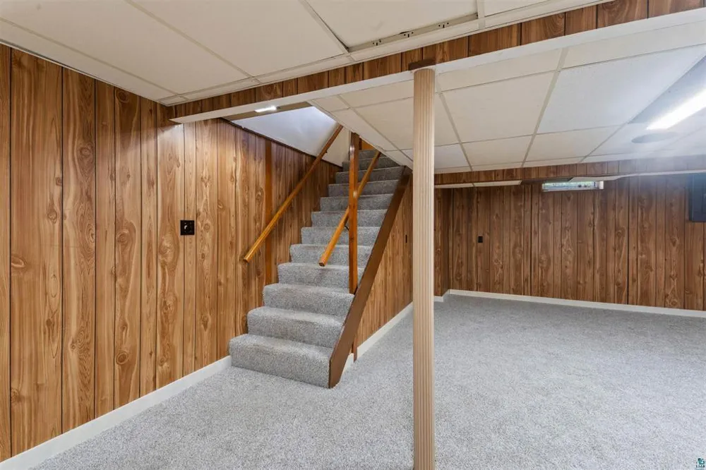 908 Lakeshore Drive Moose Lake, MN 55767