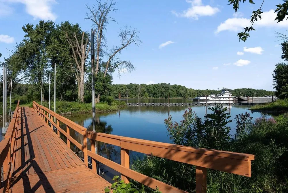 1884 Lincoln Avenue Saint Paul Park, MN 55016
