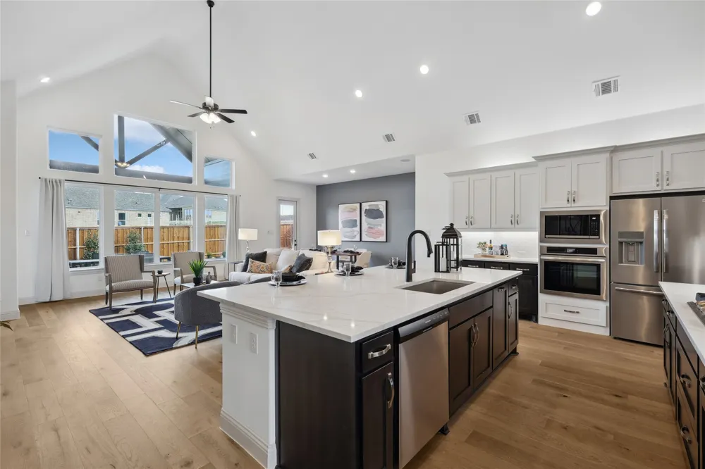 709 Meridian Drive Aledo, TX 76008