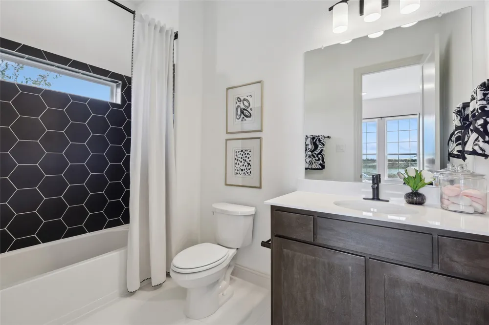 709 Meridian Drive Aledo, TX 76008